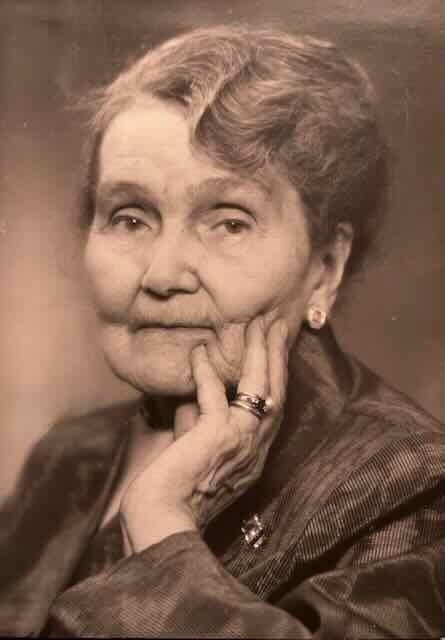 Ester Dahlberg (1870-1956), fotot är taget 1955.
